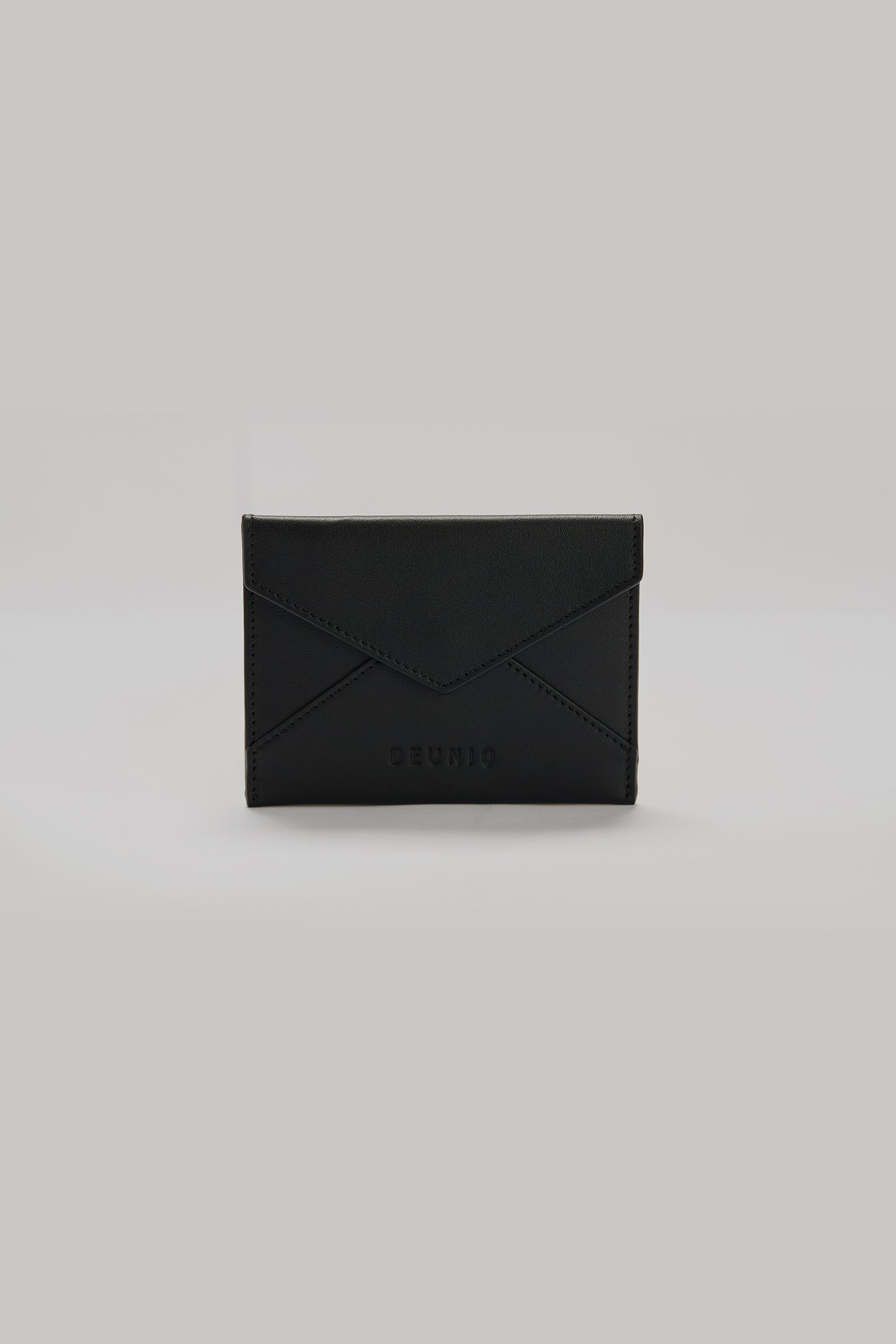 Q BLACK CARD HOLDER