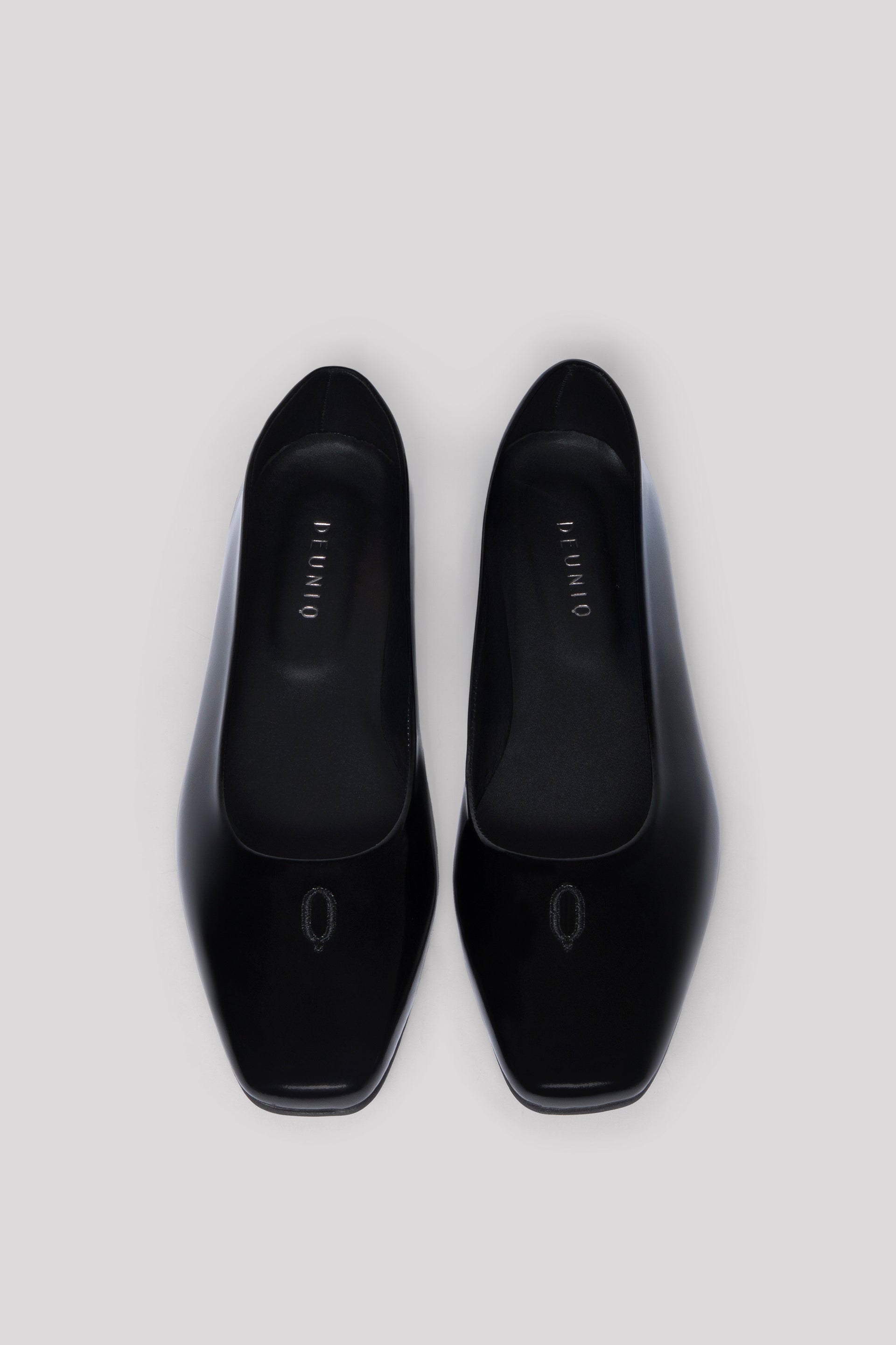 BLACK SQUARE TOE BALLET FLATS